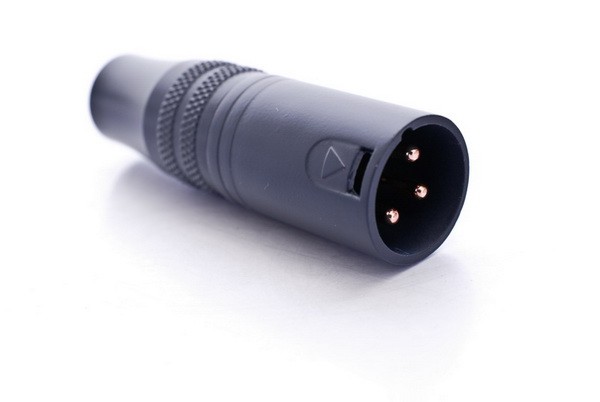 XLR MALE